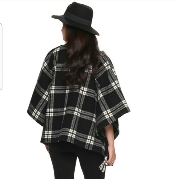 Rock & Republic Moto Style Poncho Jacket - Picture 7 of 16